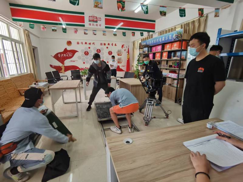 安国市广告片拍摄公司：极简主义践行者，少即是多的视觉哲学