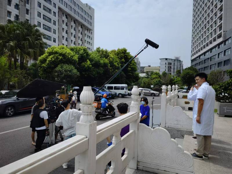 安国市广告片拍摄公司低成本实现高规格制作的诀窍
